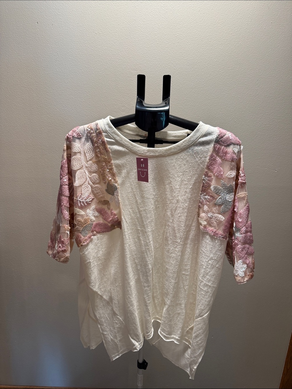 DAVI & DANI Cream Top with Pink Floral Lace Sleeves